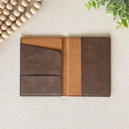 Leatherette passport set